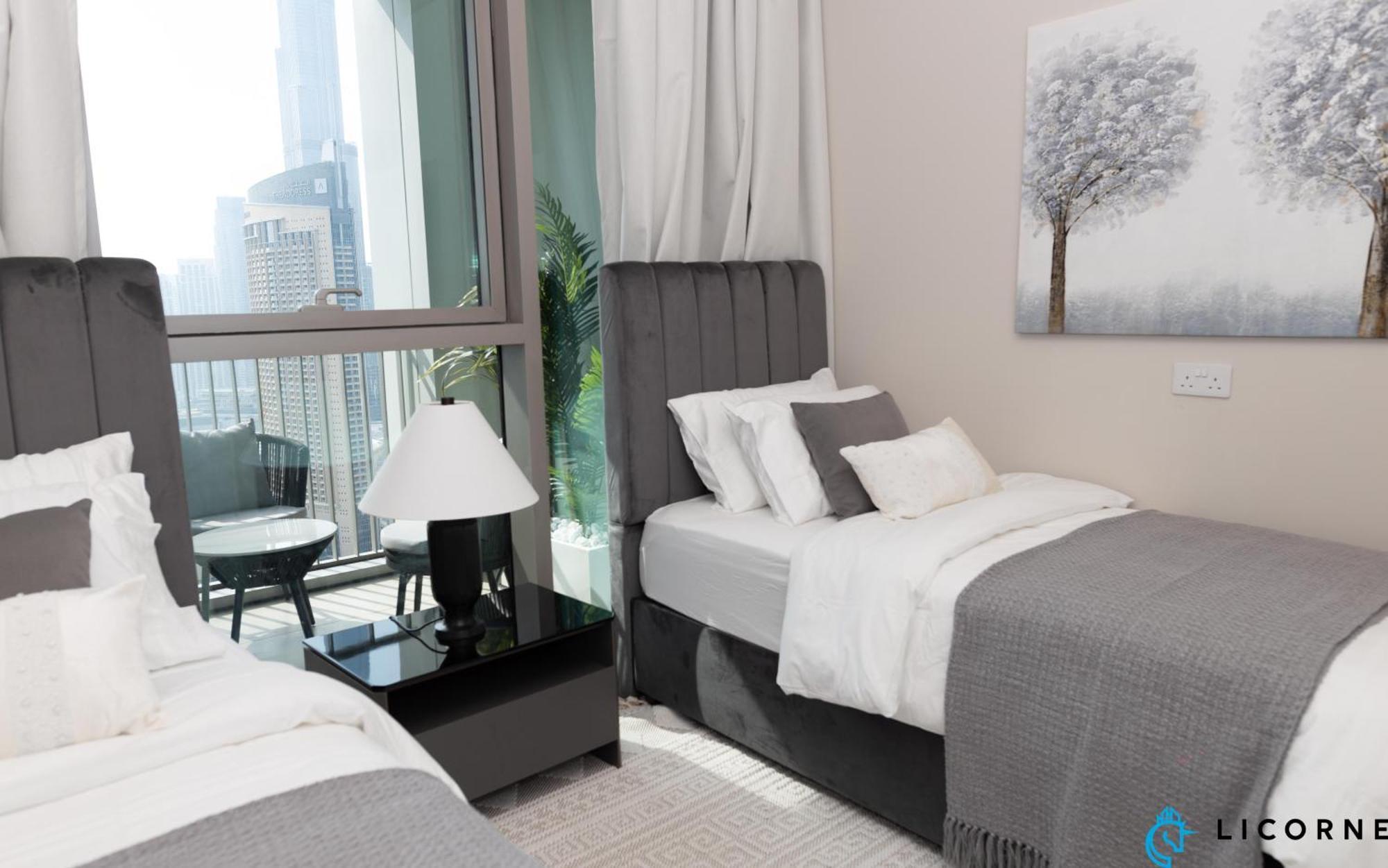 Apartment Stunning 2br Downtown, Burj Khalifa View, Next To Mall - Downtown Views Ll
